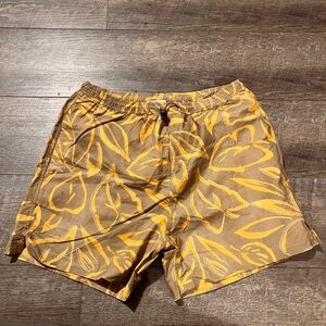 Zegna Sport Swim shorts
Size:L
Color khaki/orange
Geometric pattern
Like New